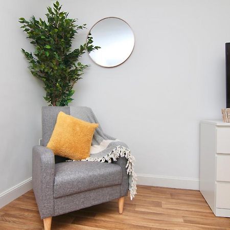 Canalview House - Fully Furnished Coventry City Centre Home エクステリア 写真