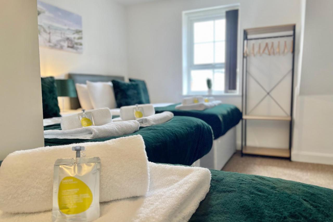 Canalview House - Fully Furnished Coventry City Centre Home エクステリア 写真