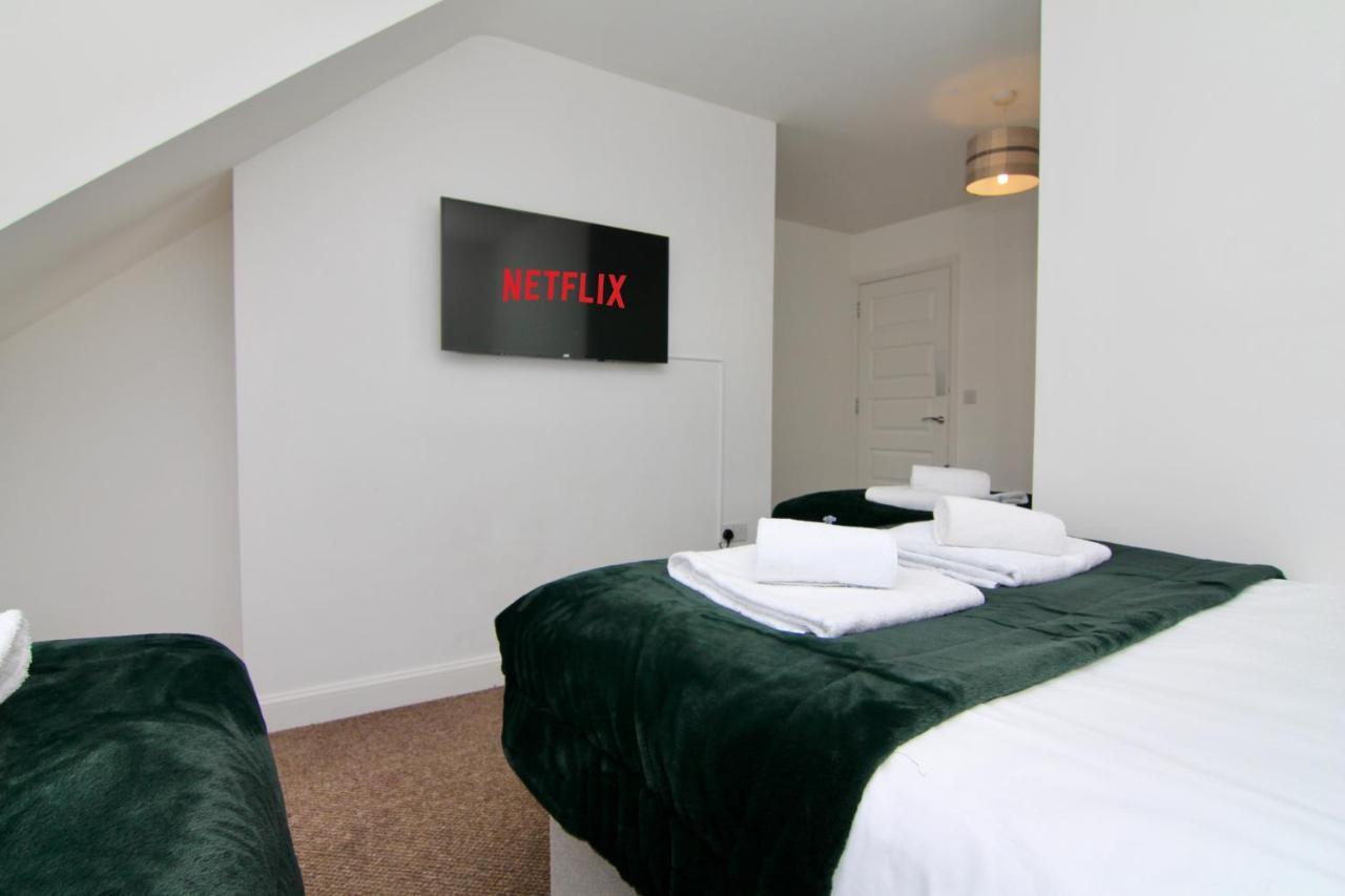 Canalview House - Fully Furnished Coventry City Centre Home エクステリア 写真