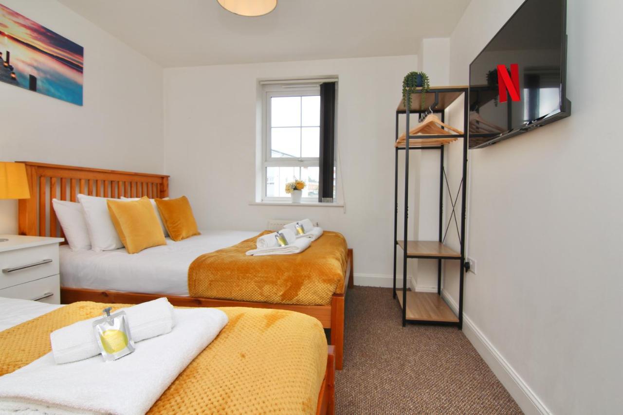 Canalview House - Fully Furnished Coventry City Centre Home エクステリア 写真