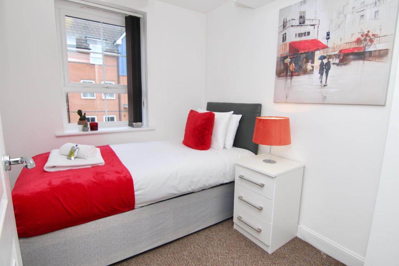 Canalview House - Fully Furnished Coventry City Centre Home エクステリア 写真