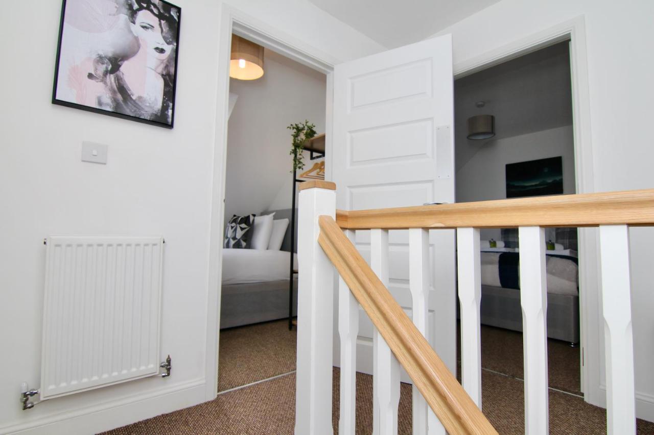 Canalview House - Fully Furnished Coventry City Centre Home エクステリア 写真
